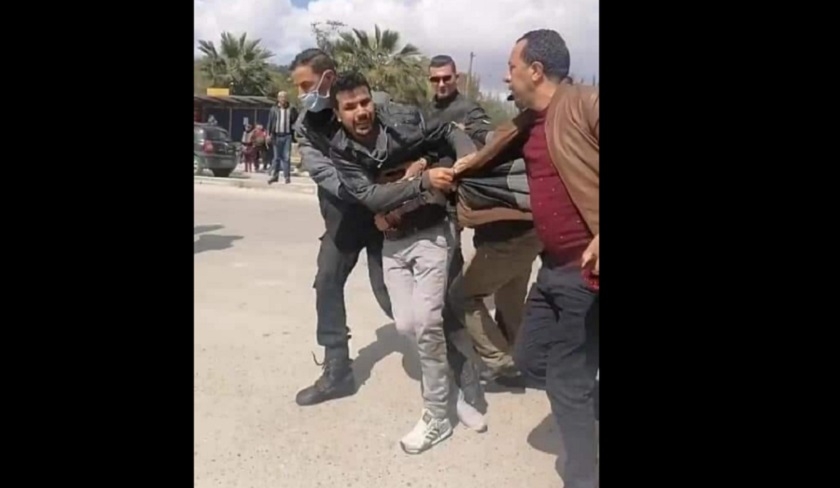 Escalade et agression des docteurs chômeurs
