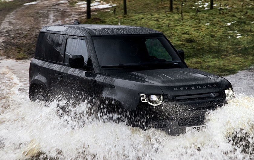 Alpha International annonce larrive du tout nouveau Land Rover Defender en Tunisie  travers un coup de com Iconique