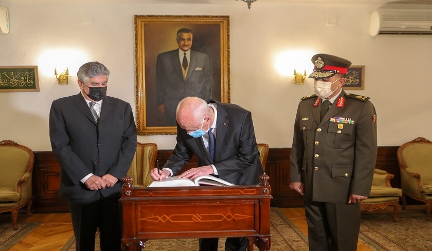 En Egypte, Kaïs Saïed rend hommage à Gamal Abdel Nasser