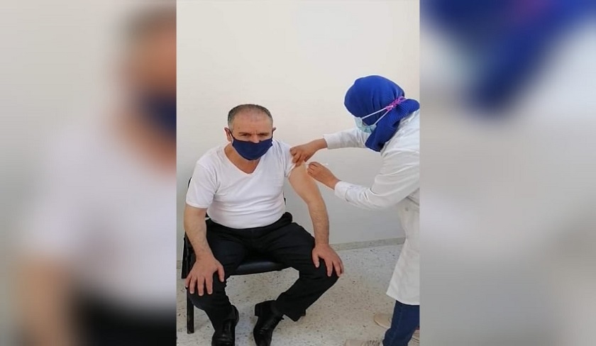 Noureddine Taboubi se fait vacciner contre le Covid-19