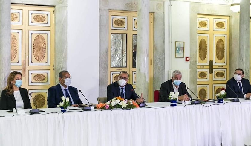 Les consultations se poursuivent à Beit El Hekma : le système fiscal à l’ordre du jour