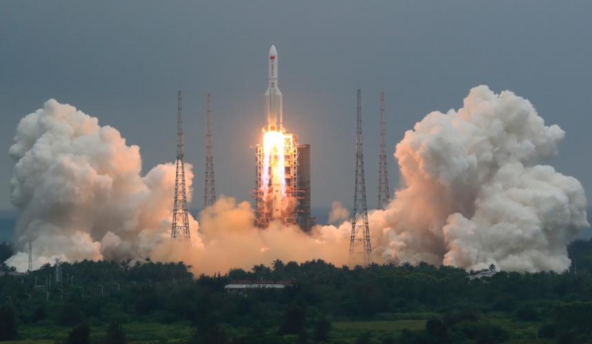 La fusée chinoise fait son entrée dans l’atmosphère entre minuit et 7H
