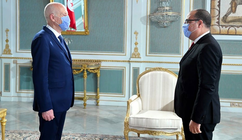 Kaïs Saïed et Hichem Mechichi échangent leurs vœux à l’occasion d’Aïd El Fitr
