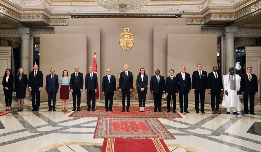 Kaïs Saïed reçoit les lettres de créance de 14 nouveaux ambassadeurs en Tunisie