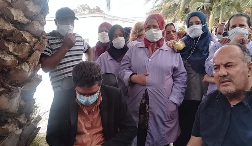 Kairouan - Des ouvrires et des syndicalistes dune usine de textile tabasss par leur employeur 
