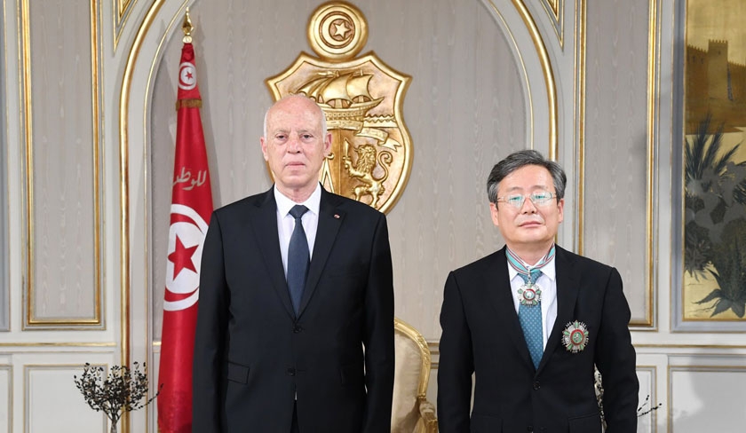 Cho Koo Rae, l’ambassadeur de Corée de Sud, fait ses adieux à Kaïs Saïed