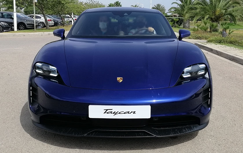 Ennakl Automobiles lance son premier véhicule 100% électrique, le Porsche Taycan
