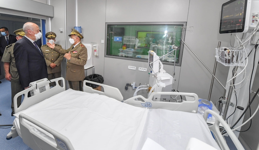 Kaïs Saïed inaugure le nouveau service de réanimation à l’hôpital militaire
