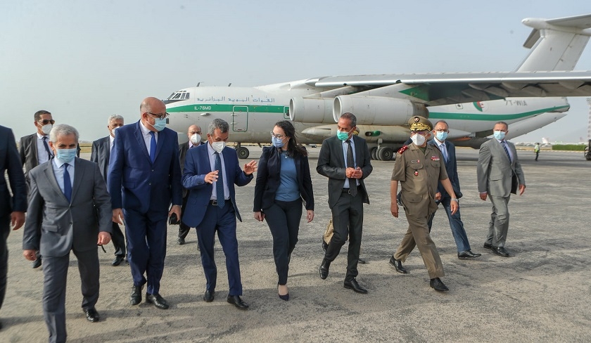 Abderrahmane Ben Bouzid en Tunisie pour livrer le don algérien