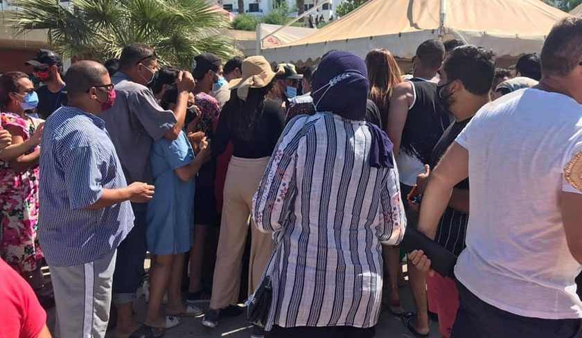 Chaos dans certains centres de vaccination, les stocks de vaccins épuisés avant le démarrage !