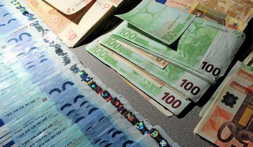 Mandat de dpt contre la juge intercepte avec 1,5 million de dinars en devises