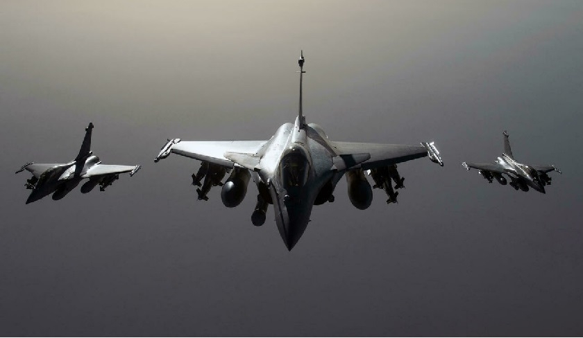 L'Algérie ferme son espace aérien aux avions militaires français