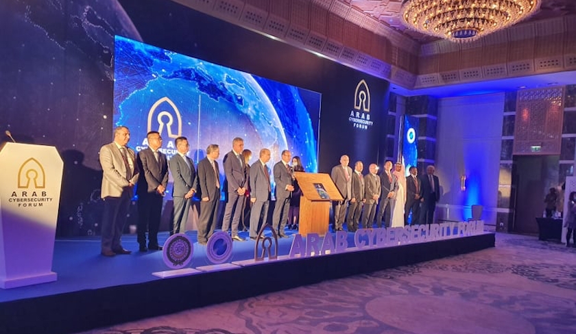 Forum arabe sur la cyberscurit : coopration et multilatralisme pour un cyberespace sr 
