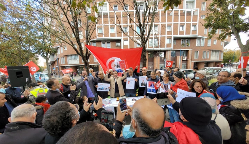 Manifestation contre Kas Saed devant le consulat de Tunisie  Pantin