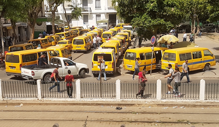 Affaire des licences de taxis collectifs : 11 suspects dont deux anciens gouverneurs