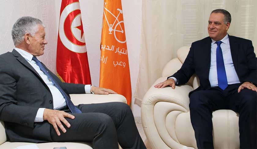 Ghazi Chaouachi reçoit l’ambassadeur de France André Parant