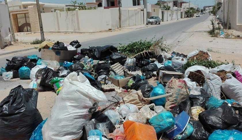 La Manouba : Tebourba ensevelie par les déchets ménagers !