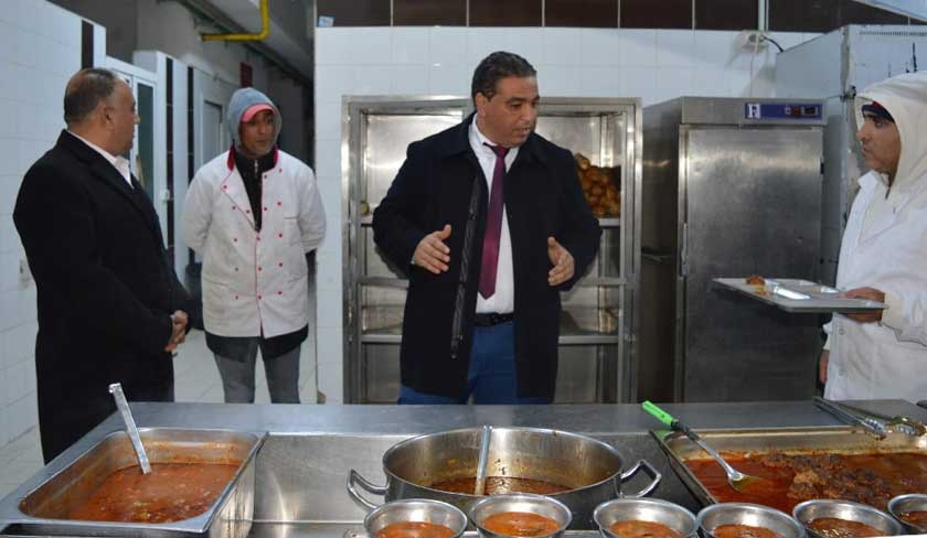 Ezzeddine Chalbi en visite aux foyers universitaires de Ben Arous