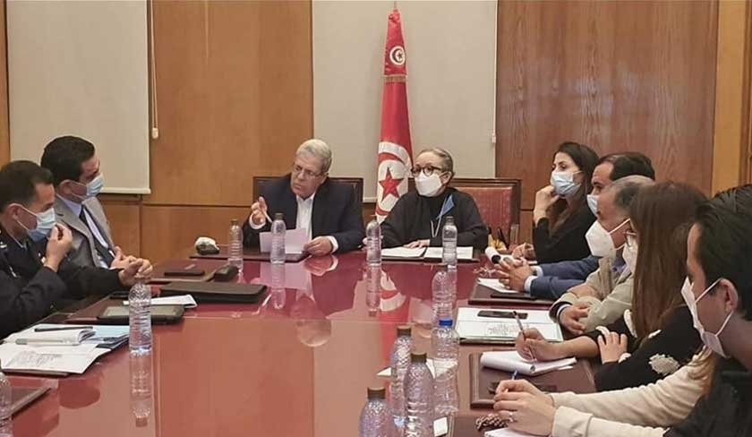 Tunisiens en Ukraine : Najla Bouden prside une runion du comit de crise