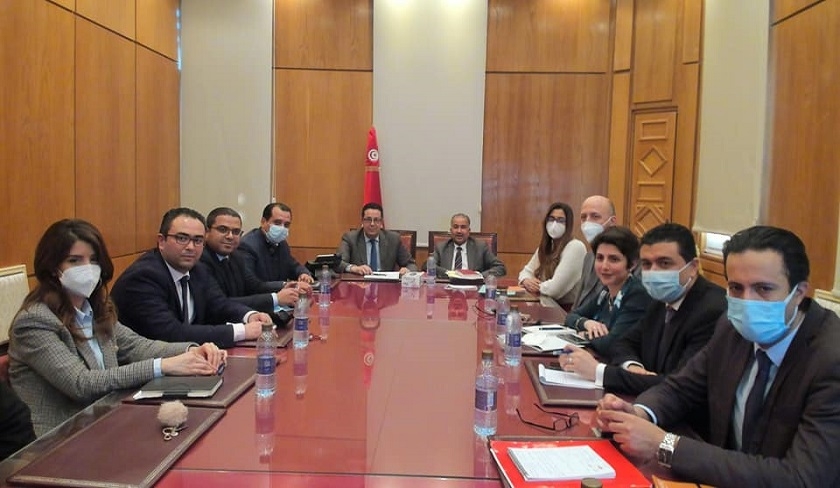 La cellule de crise suit la situation des ressortissants tunisiens en Ukraine
