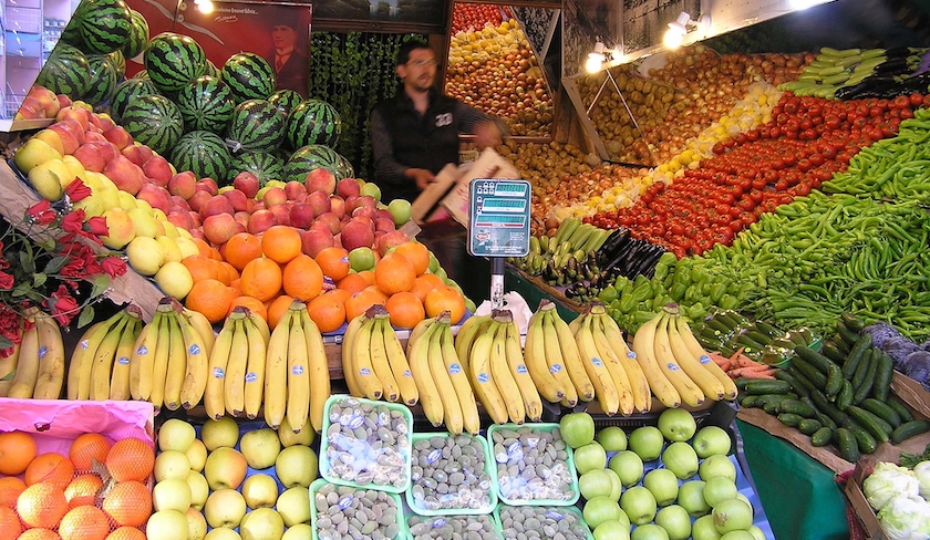 Monopole - Le ministre de l'Intrieur annonce la saisie de plusieurs tonnes de lgumes 