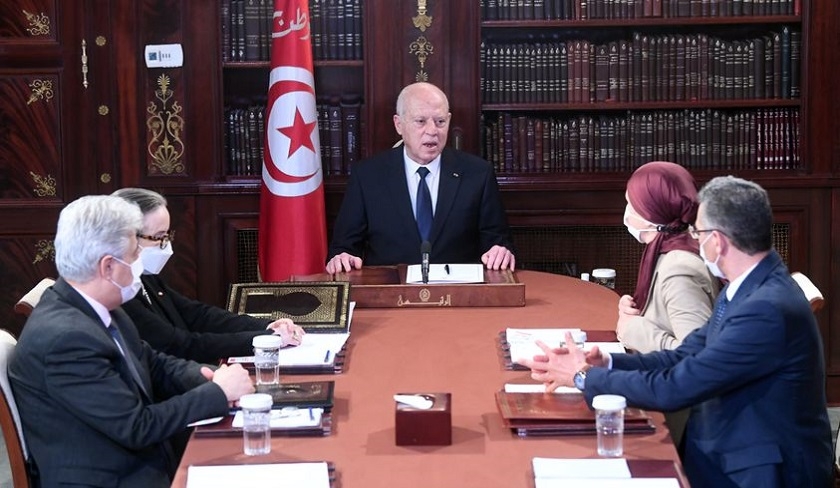 Kaïs Saïed se réunit avec les ministres de la Justice, de la Défense et de l’Intérieur