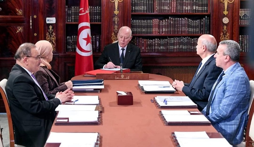 Grâce présidentielle pour 274 détenus