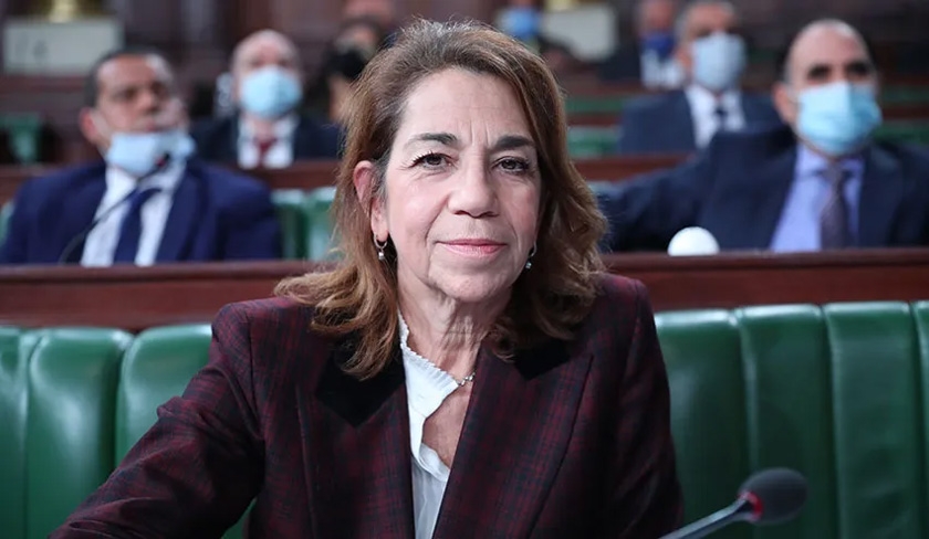 Limogeage de Akissa Bahri par décret présidentiel