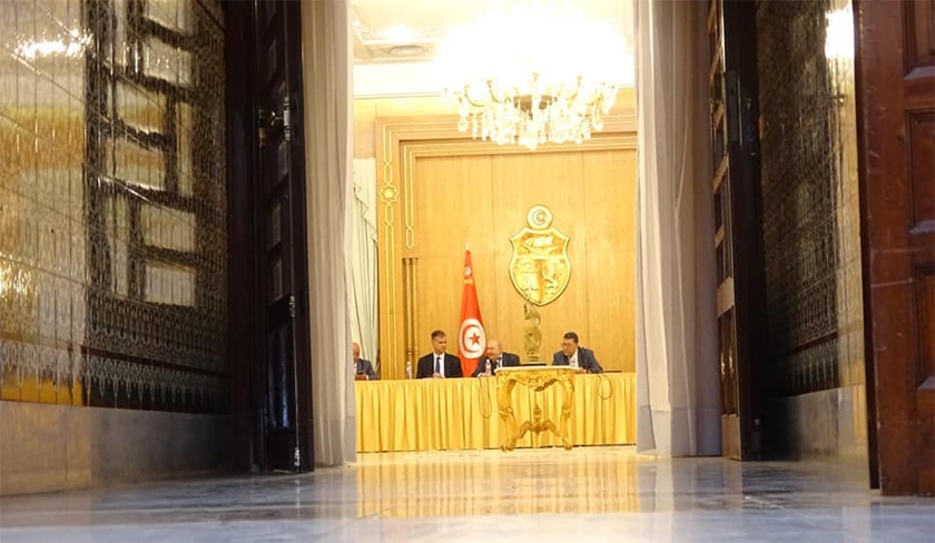 En photos – La première réunion du comité des affaires sociales et économiques