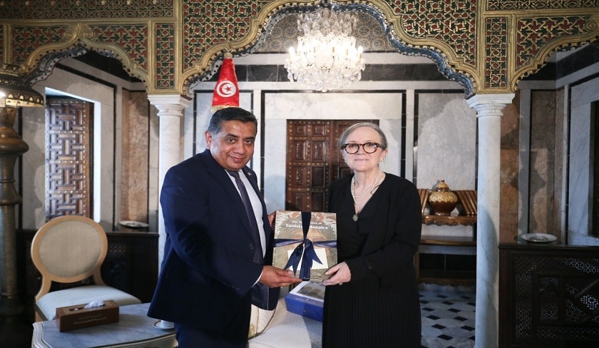 Najla Bouden s'entretient avec le ministre dtat britannique Tariq Ahmad