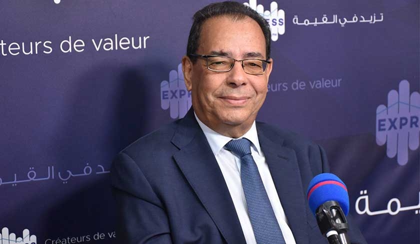 Ahmed El Karm : la nouvelle constitution doit limiter le dficit budgtaire  4% du PIB
