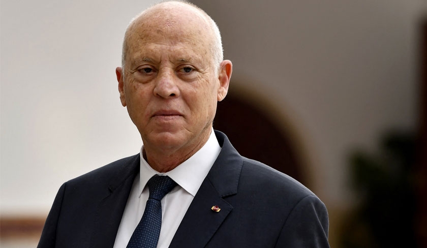 Référendum – Kaïs Saïed fait campagne pour le oui, la toile le trolle