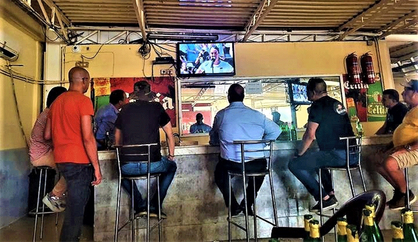 Photo du jour - Les Tunisiens regardent le tennis comme ils regardent un match de foot

