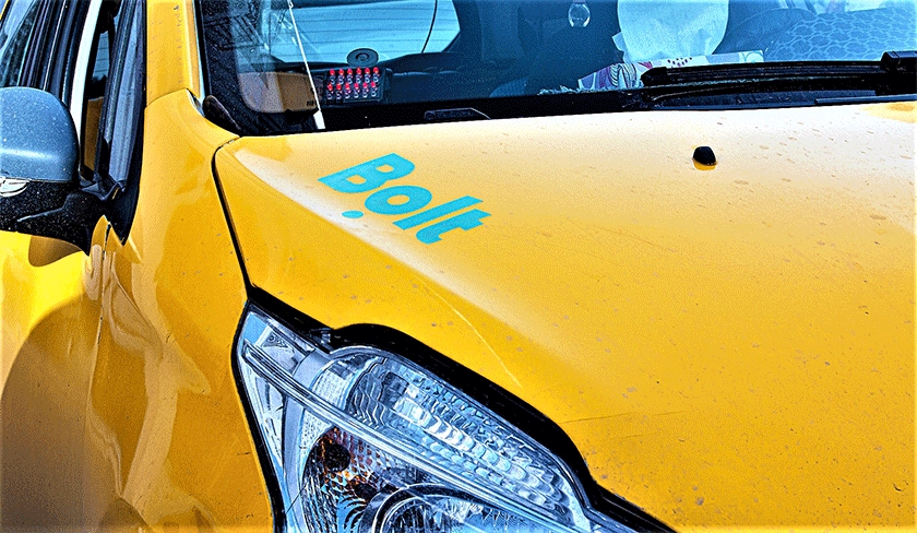 Ministère du Transport : les tarifs des taxis via les applications sont illégaux

