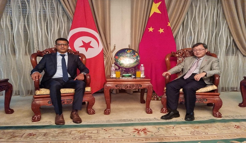 Mongi Rahoui sentretient avec lambassadeur chinois Zhang Jianguo