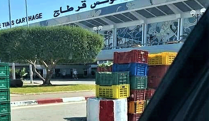 Photo du jour : Le souk du dimanche à l’aéroport


