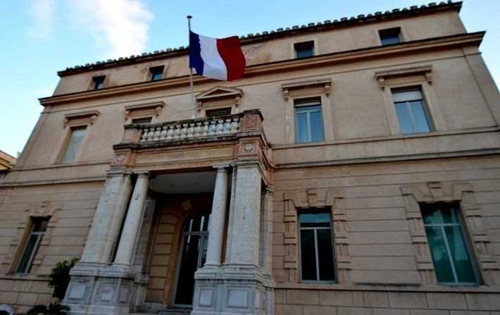 Rencontre Jerandi-Parant, la version de l'ambassade de France