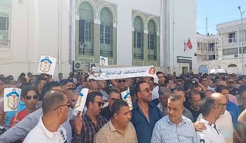 Le syndicat des forces de scurit intrieure organise une journe de colre  Sfax 
