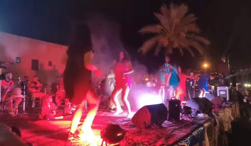 Danses lascives et tenues dénudées : le festival de la Fête du Mouled s’excuse