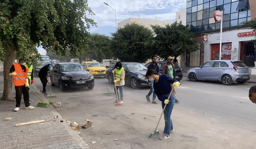 Après les tensions, les habitants de Zarzis organisent une campagne de propreté 
