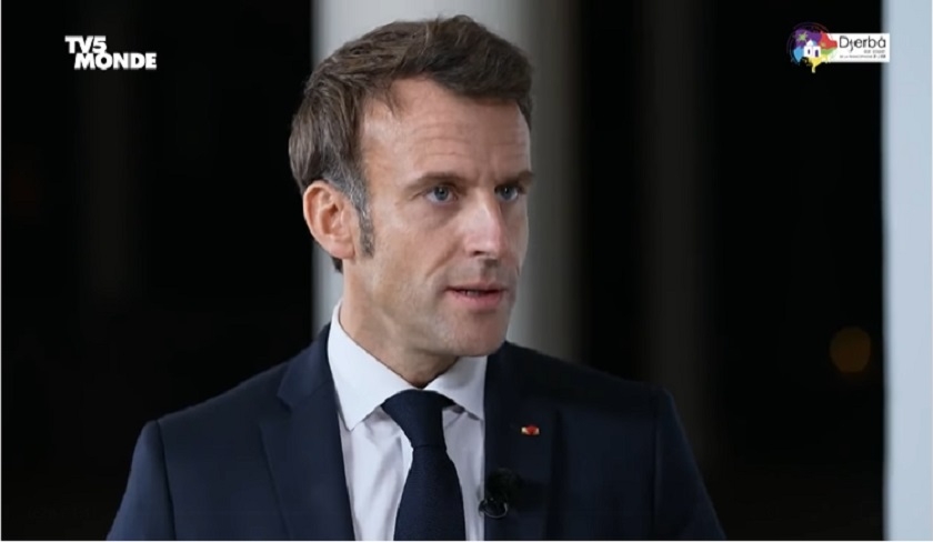 Emmanuel Macron : Kaïs Saïed est vigilant quant à la libre expression des médias

