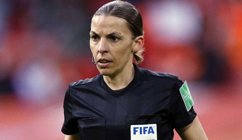 Pour la premire fois, une femme arbitrera un match de Coupe du Monde 
