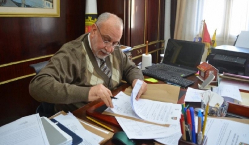 Le maire de Bizerte rejette sa révocation et clame sa légitimité