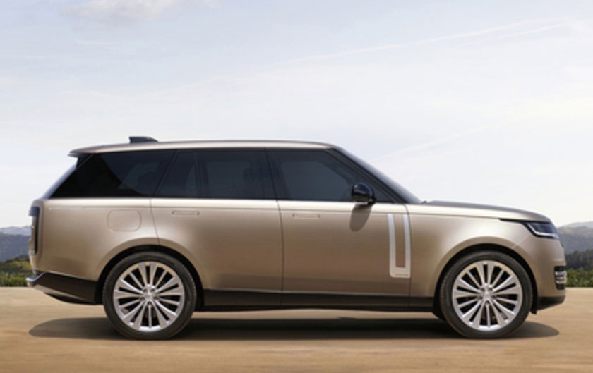 Car Design Review n°9 : honoré pour son design, le nouveau Range Rover reçoit le titre majeur de voiture de production de l’année