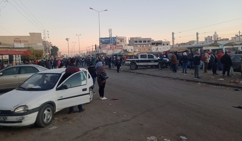 Tunis dbute lanne sans transport public