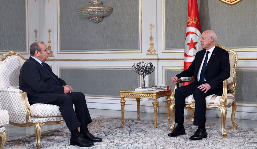 Face à Samir Majoul, Saïed accuse ses opposants de comploter avec des contrebandiers