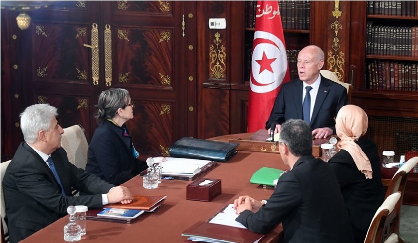 Kaïs Saïed rencontre Najla Bouden, Imed Memmich, Taoufik Charfeddine et Leila Jaffel