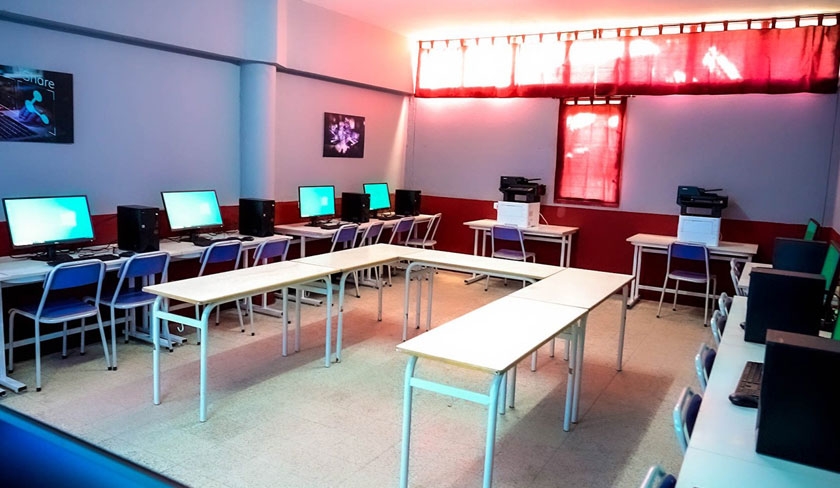 Inauguration du onzième laboratoire informatique ATB au lycée Ali Belhouane à Nabeul