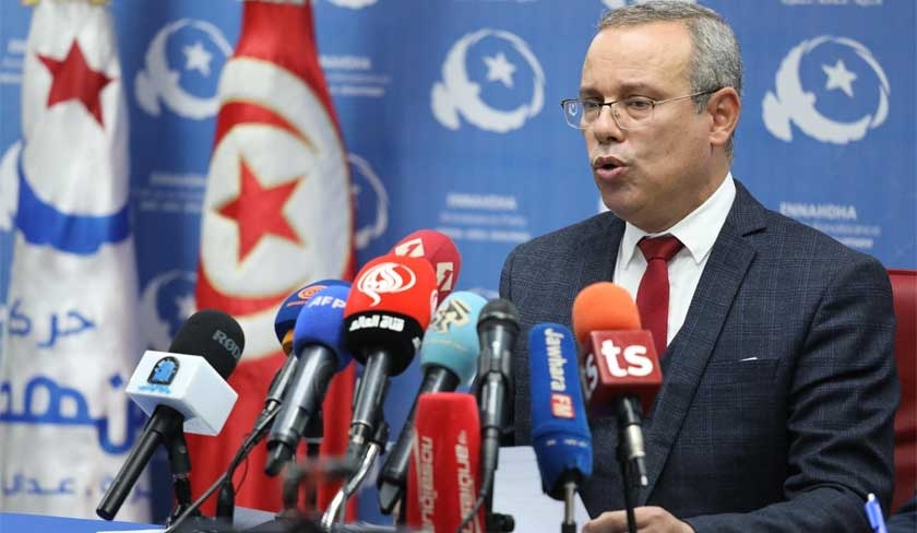 Imed Khemeri : Ennahdha est pris en tenaille entre le pouvoir en place et les rivaux idéologiques
