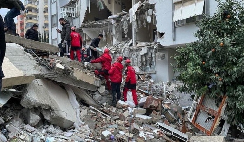 La présidence du gouvernement appelle aux dons au profit des victimes du séisme survenu en Turquie et en Syrie